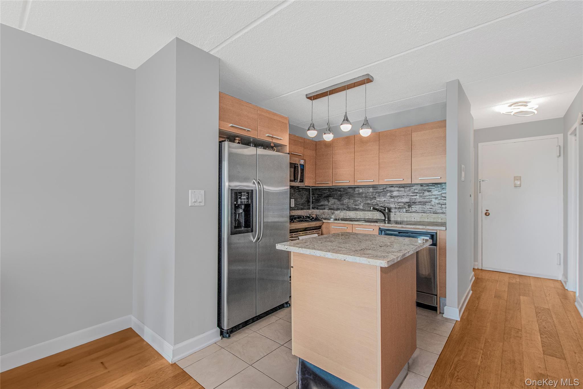 #8 photo, 1155 Warburton Avenue, Yonkers , NY 10701