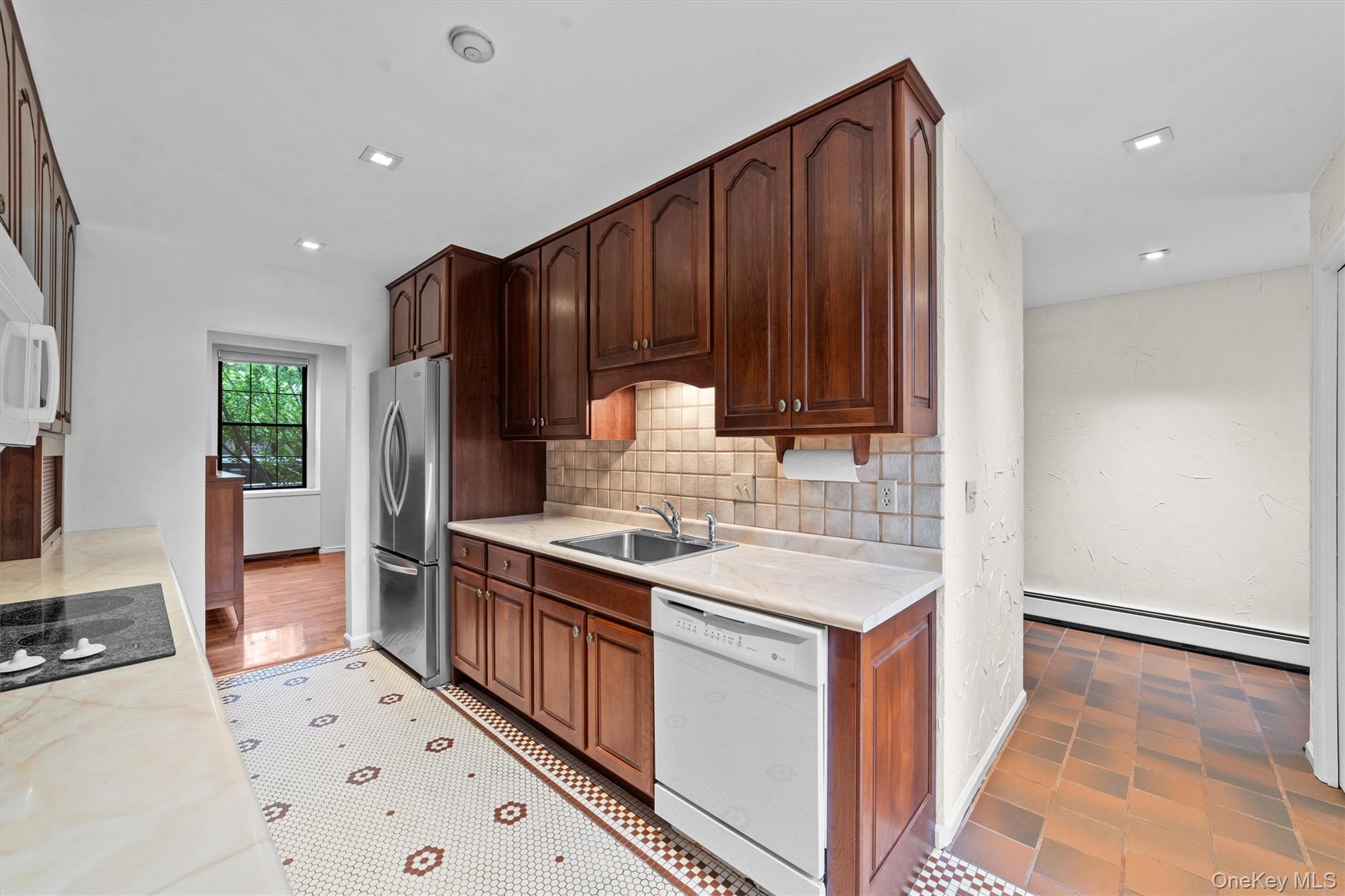 #11 photo, 341 Furnace Dock Rd, Cortlandt Manor , NY 10567