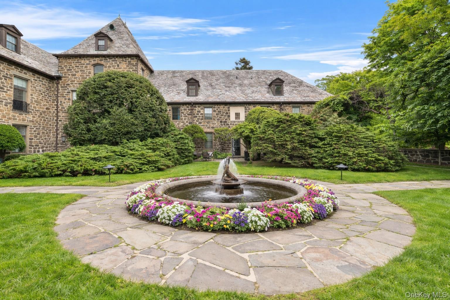 #4 photo, 341 Furnace Dock Rd, Cortlandt Manor , NY 10567