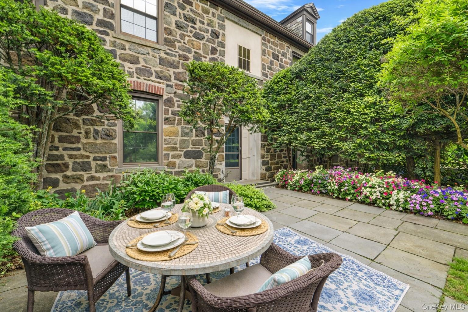 #5 photo, 341 Furnace Dock Rd, Cortlandt Manor , NY 10567