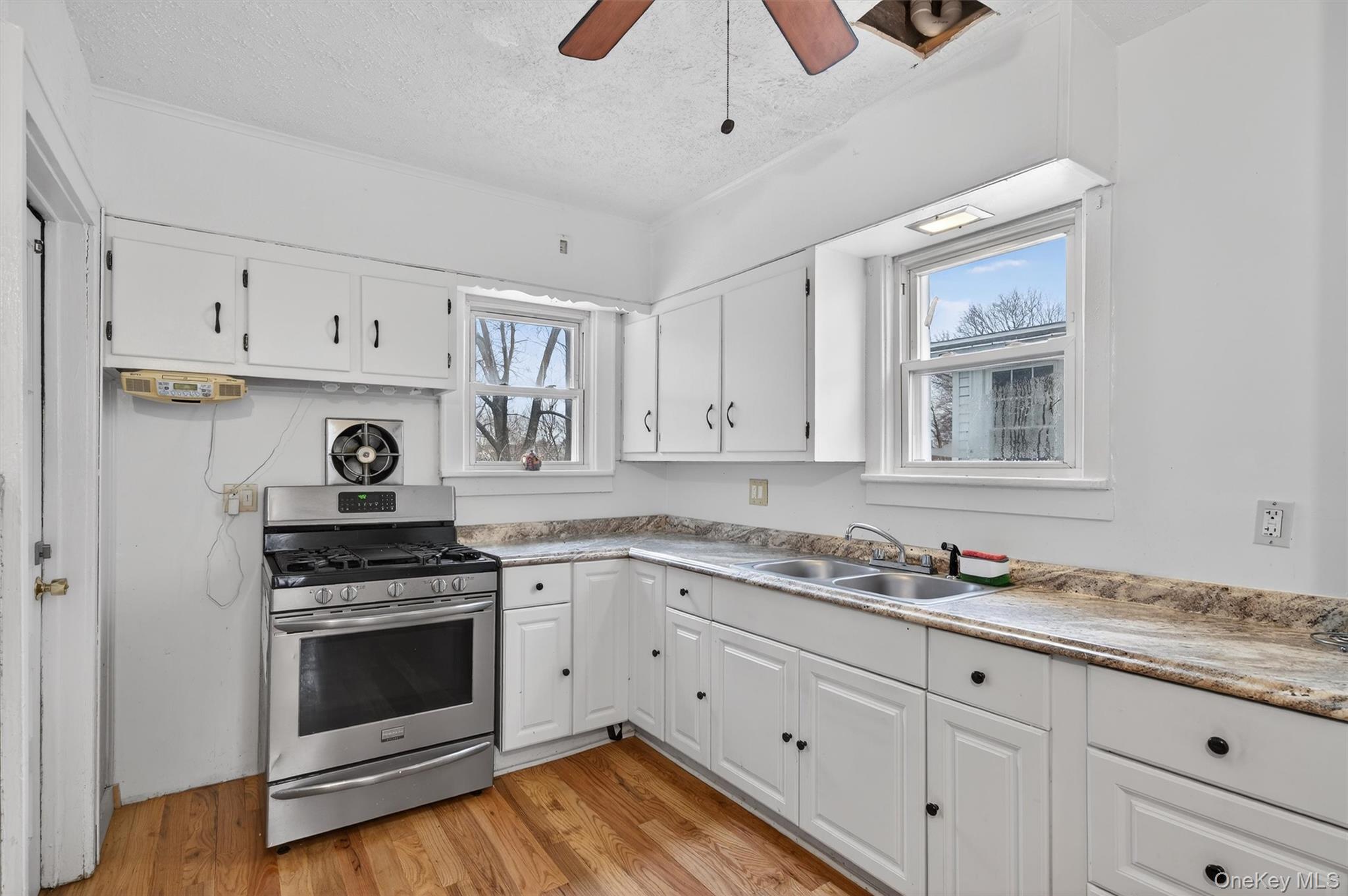 #13 photo, 29 Lafayette Avenue, Middletown , NY 10940