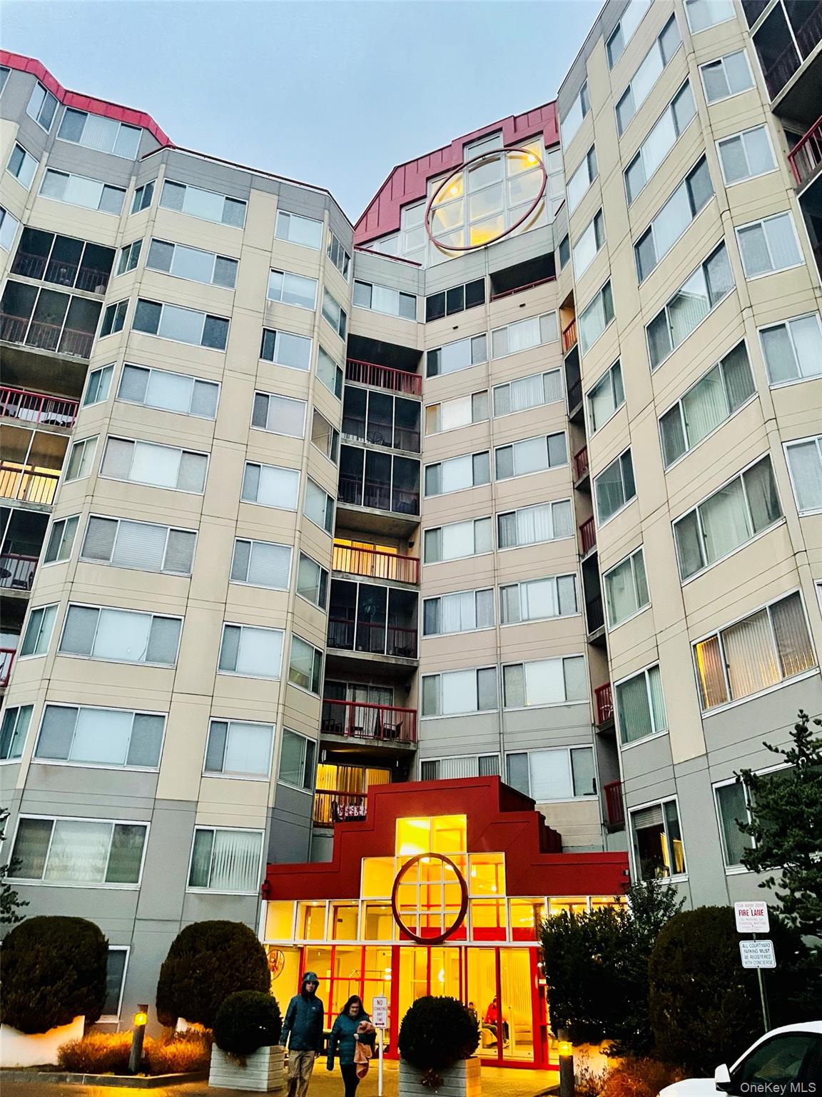 #2 photo, 10 Stewart Pl, White Plains , NY 10603