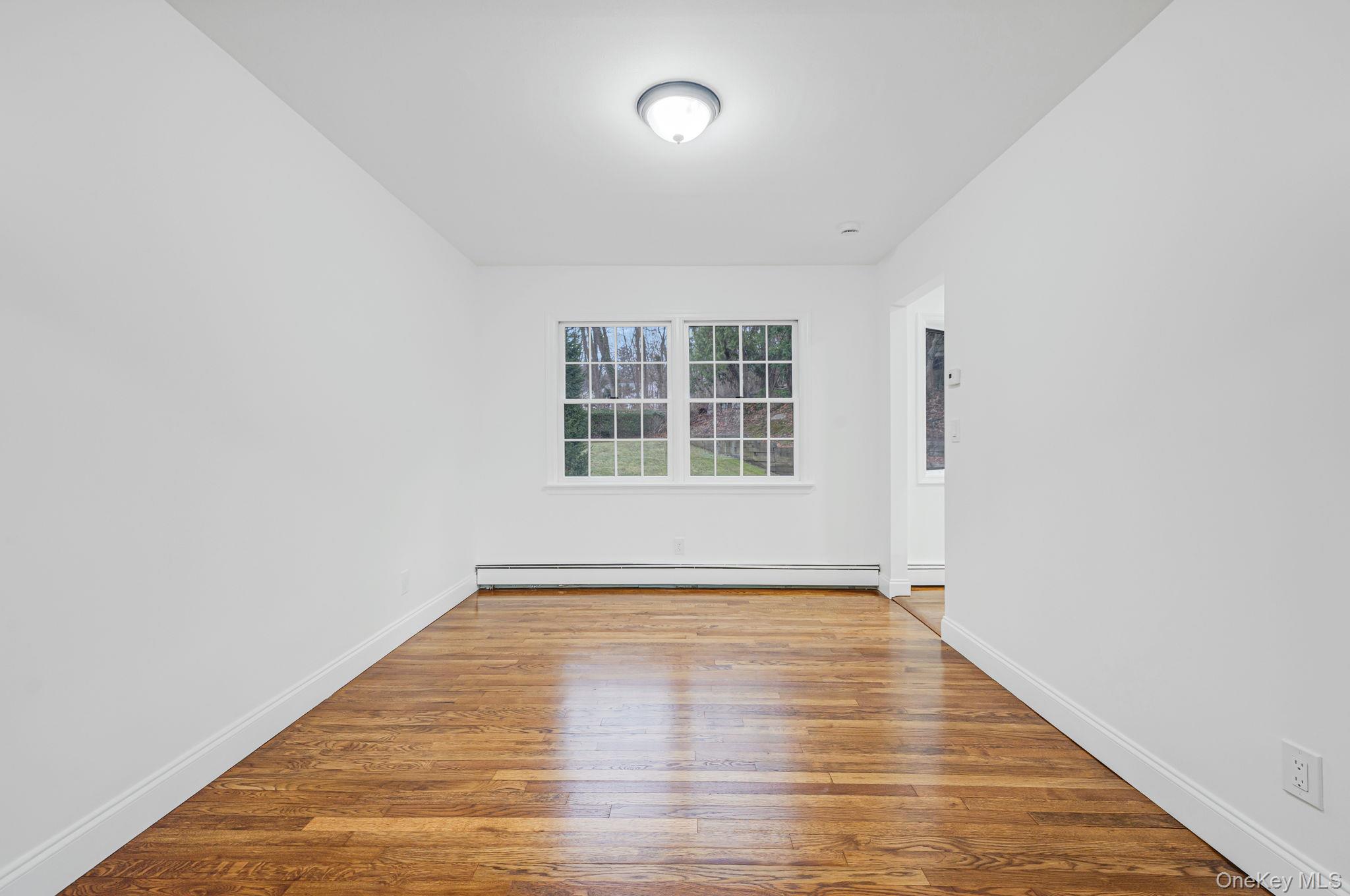 #7 photo, 7 Spruce Court, Huntington , NY 11743