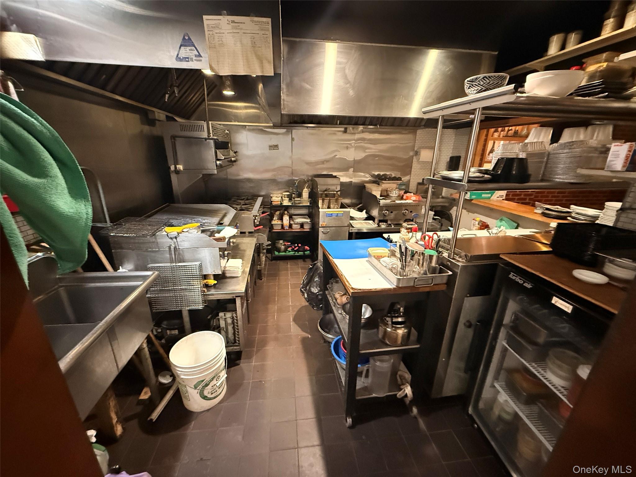 #4 photo, 149-11 41ST Avenue, Flushing , NY 11355