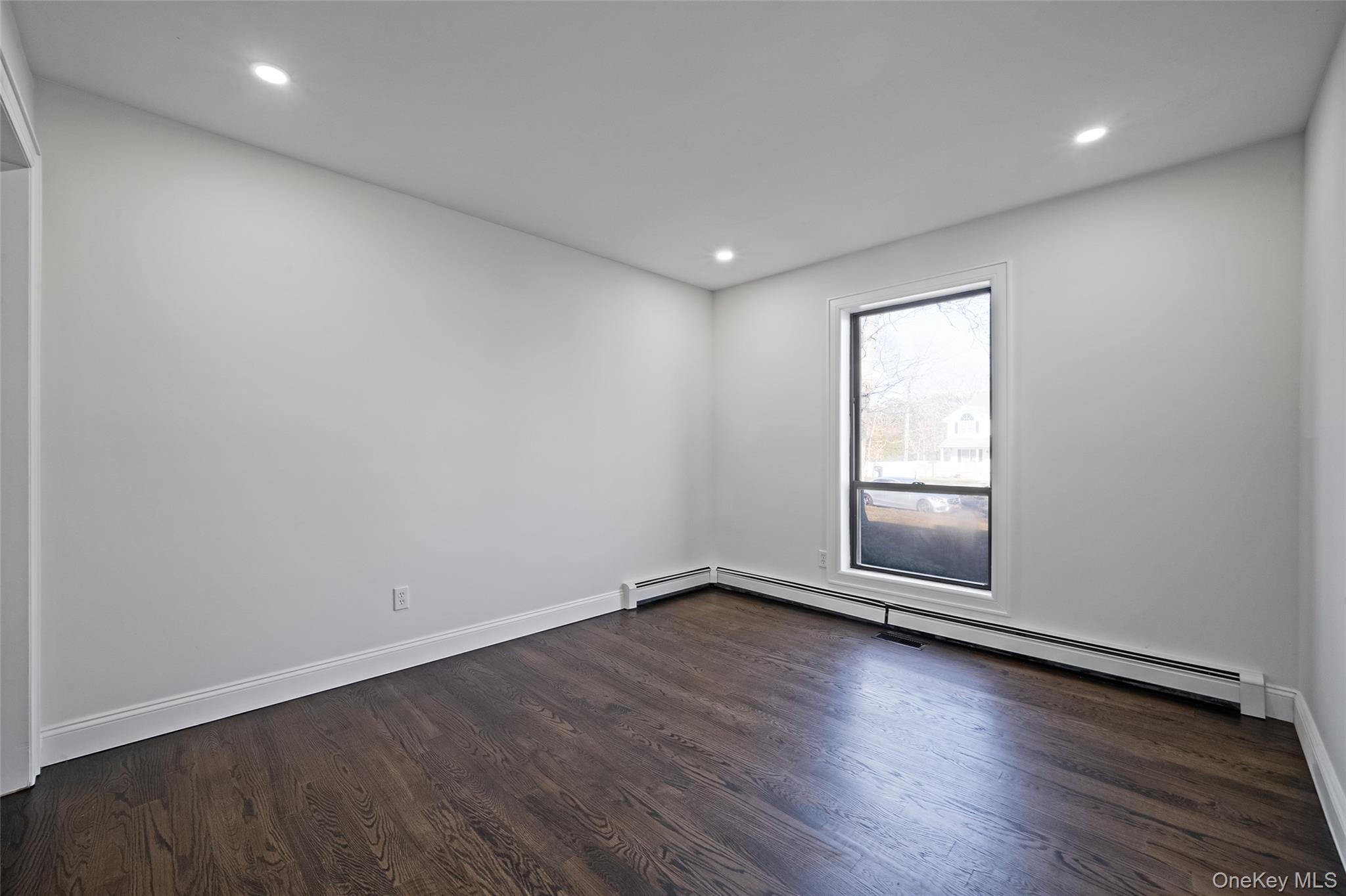 #10 photo, 4 Rainbow Court, 东长岛 Middle Island , NY 11953