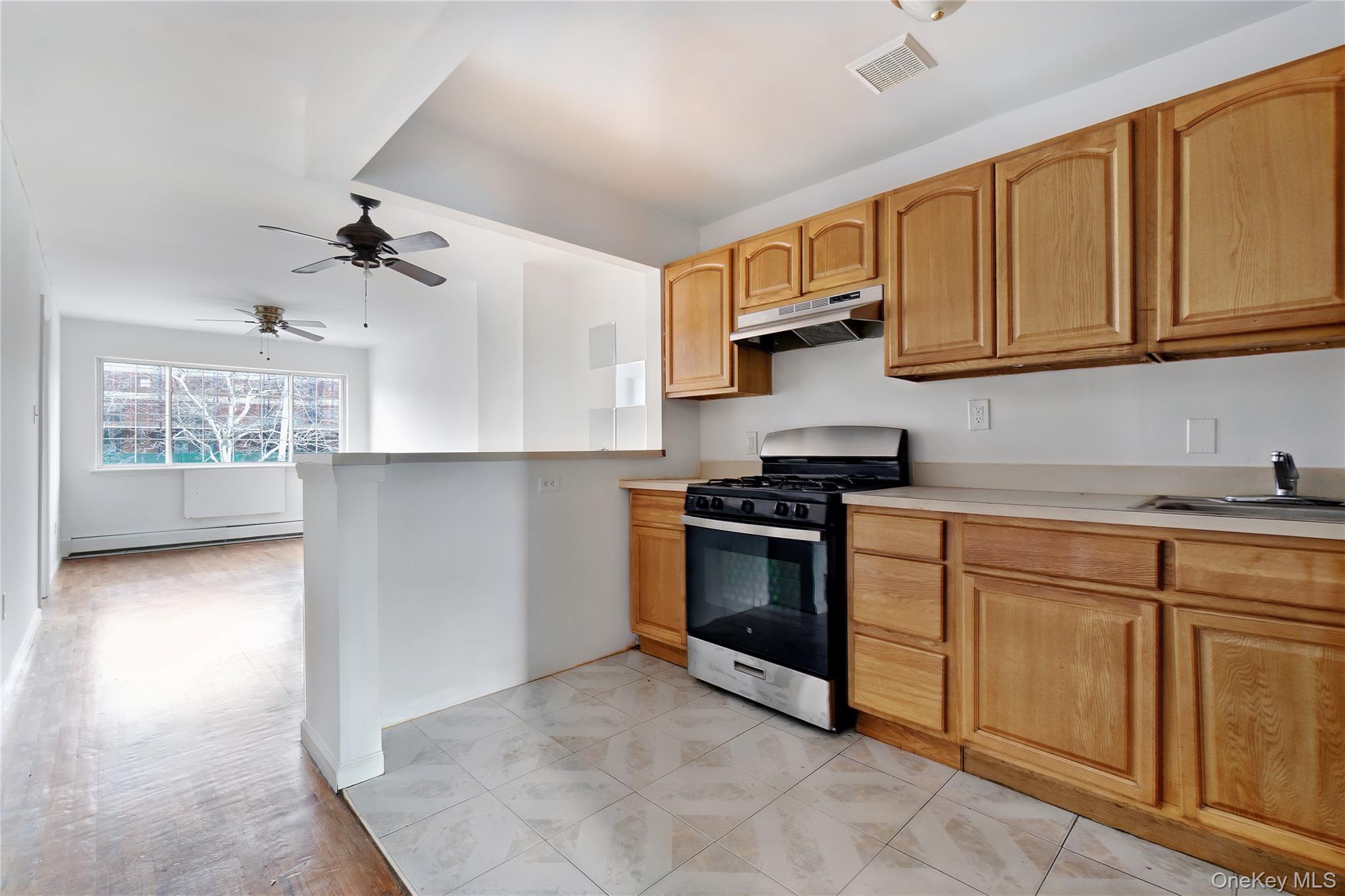 #9 photo, 964 Hemlock Street, Brooklyn , NY 11208