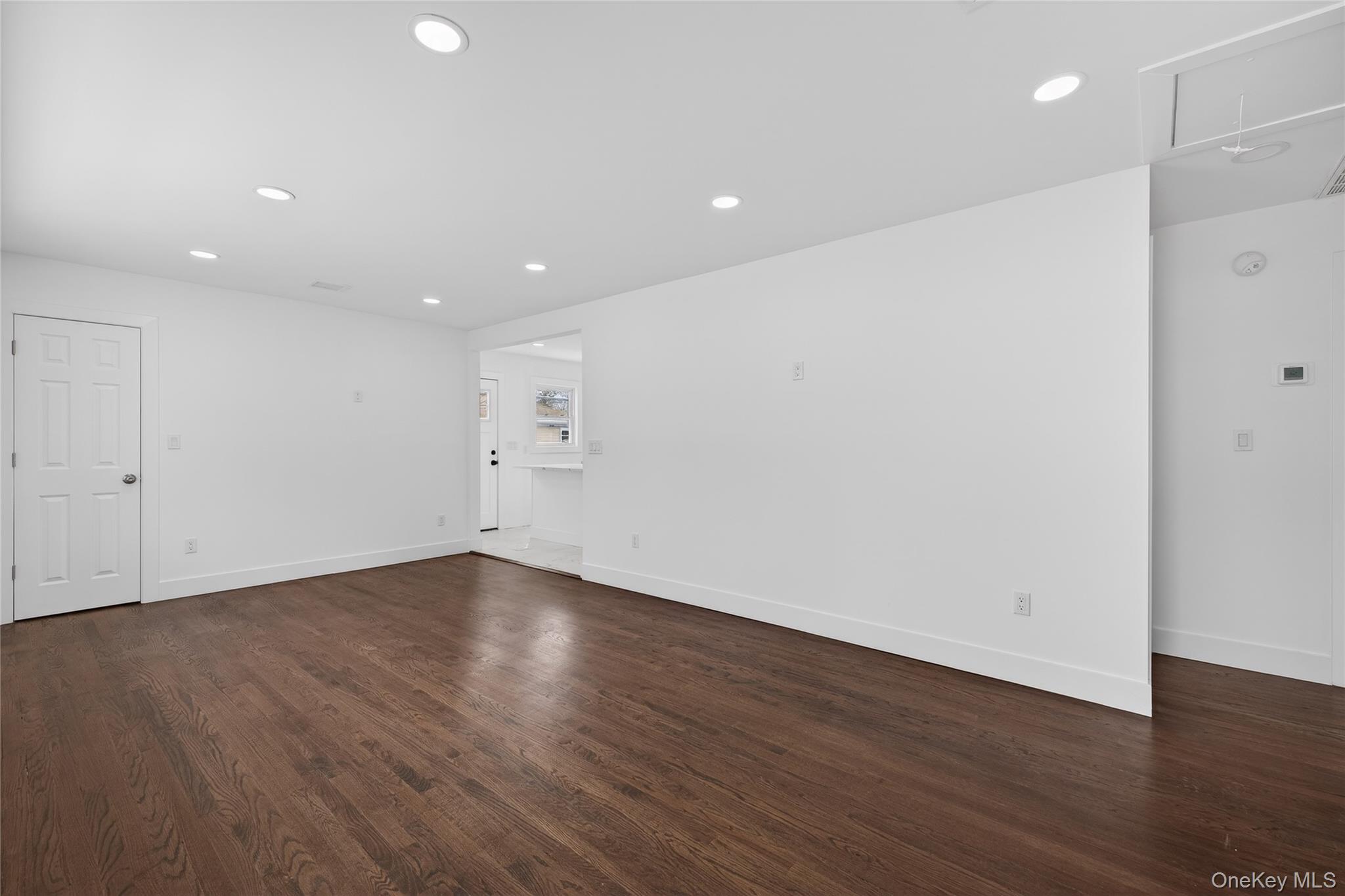 #10 photo, 34 Propose Road, Shirley , NY 11967