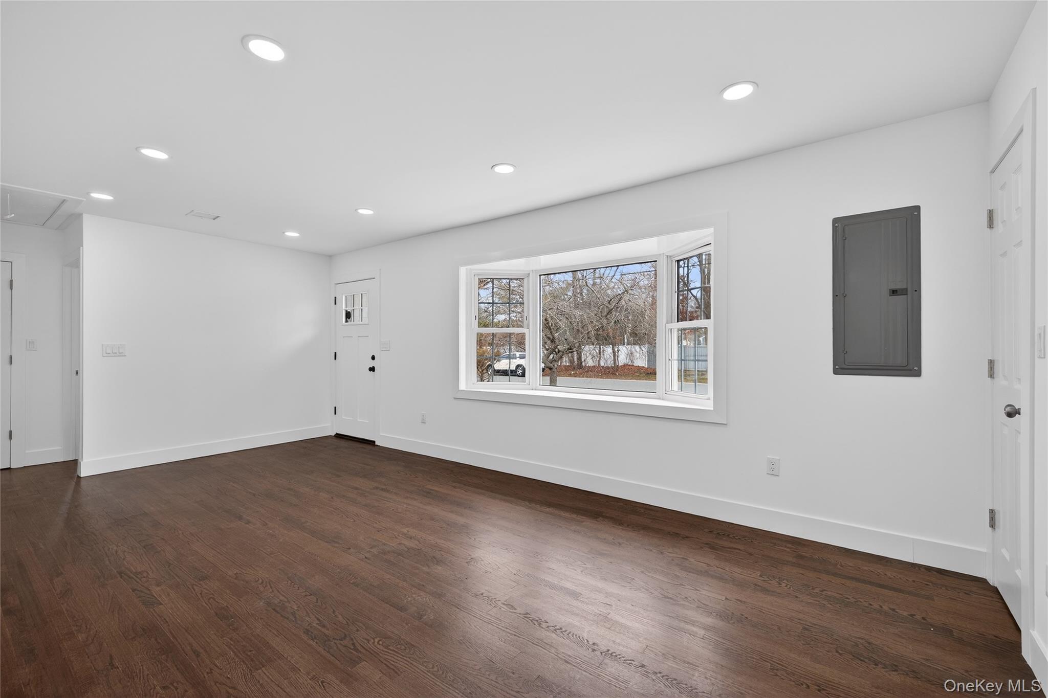 #13 photo, 34 Propose Road, Shirley , NY 11967