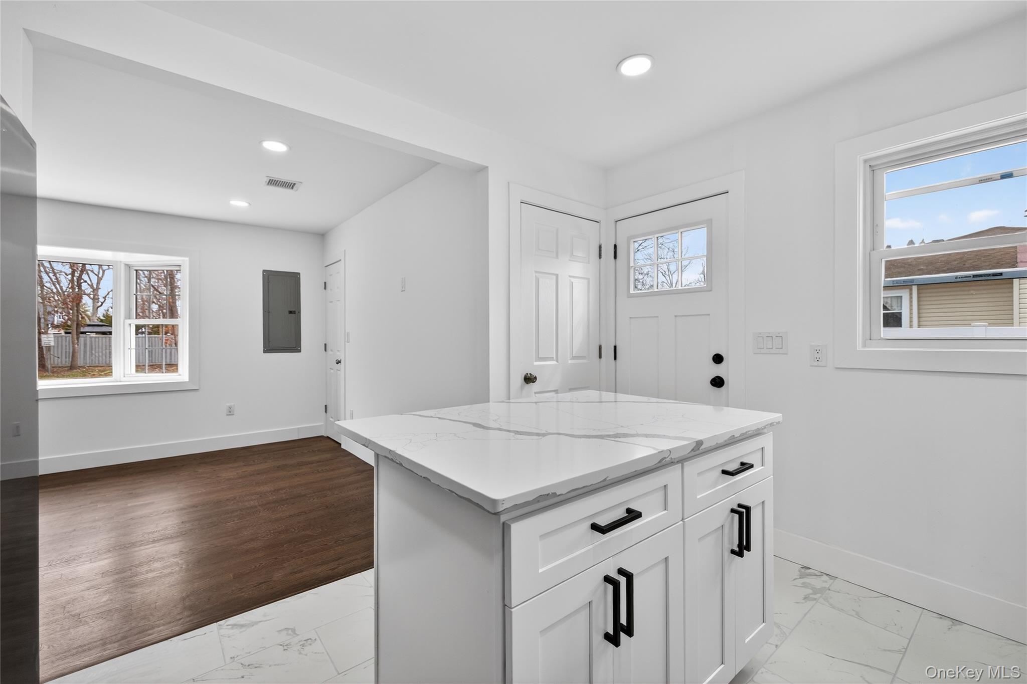 #19 photo, 34 Propose Road, Shirley , NY 11967