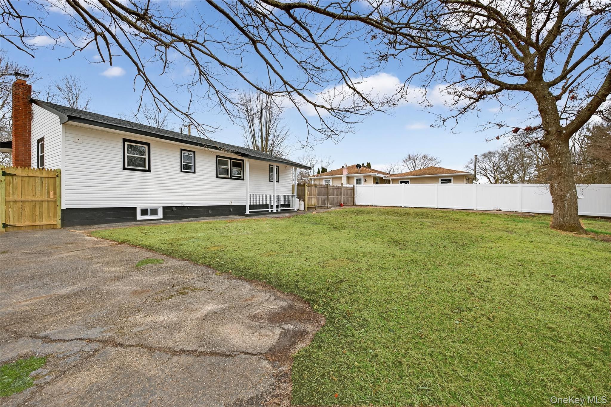 #2 photo, 34 Propose Road, Shirley , NY 11967