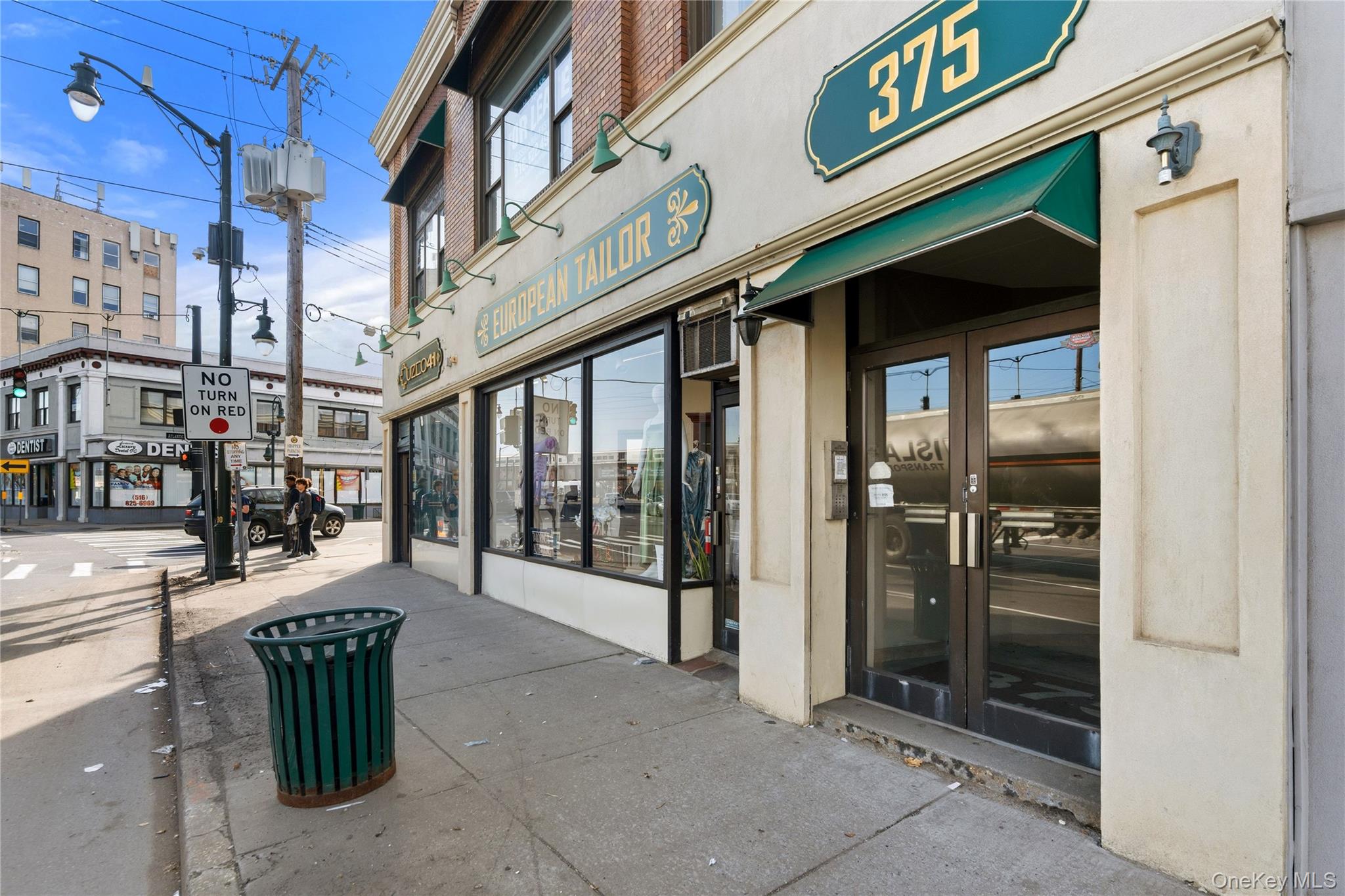 #3 photo, 379 Sunrise Highway, 롱 아일랜드 Lynbrook , NY 11563