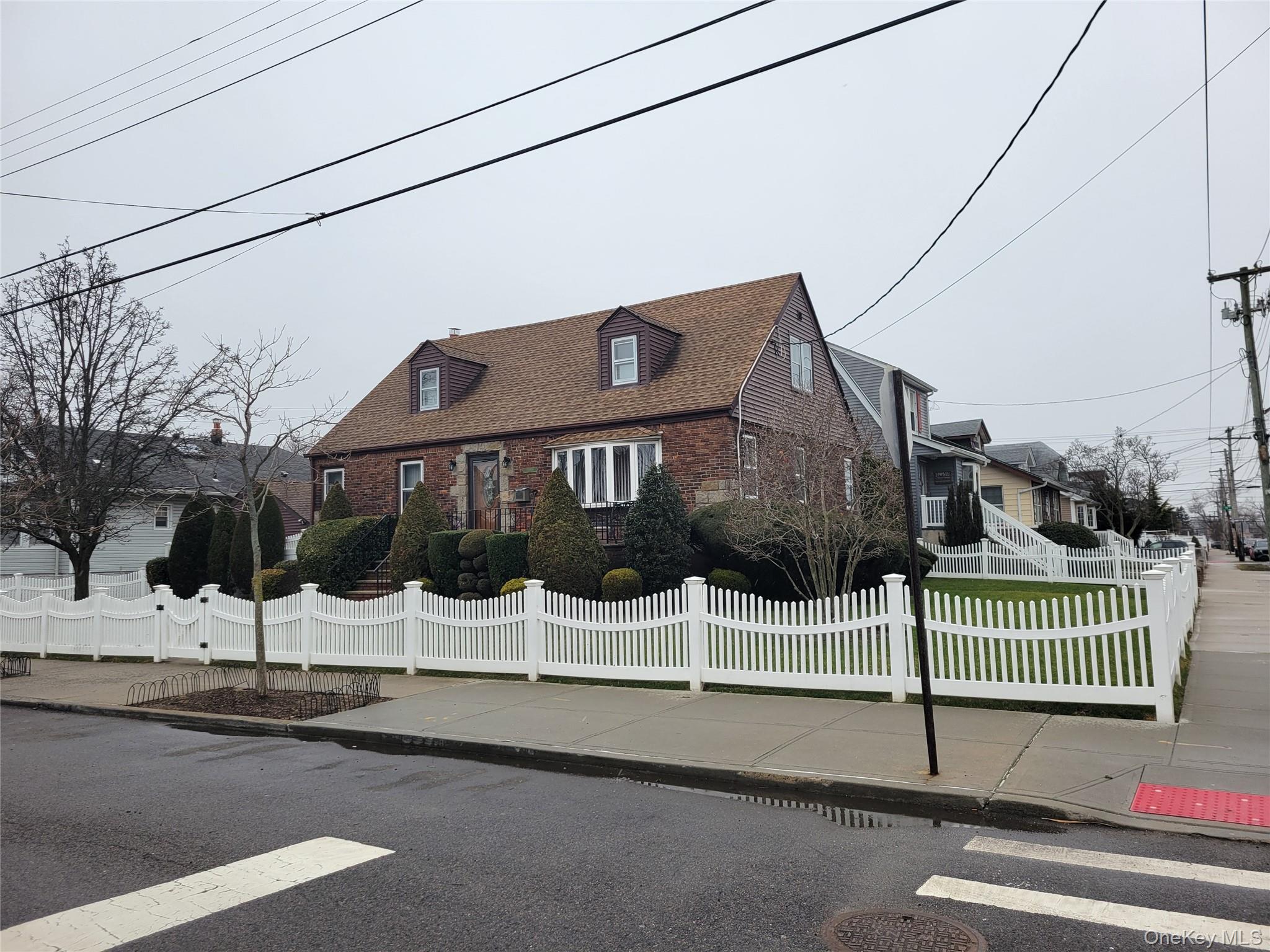 #3 photo, 159-06 100 Street, Howard Beach , NY 11414