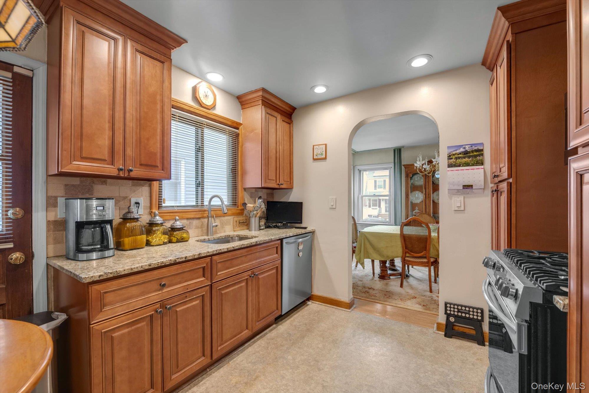 #6 photo, 159-06 100 Street, Howard Beach , NY 11414