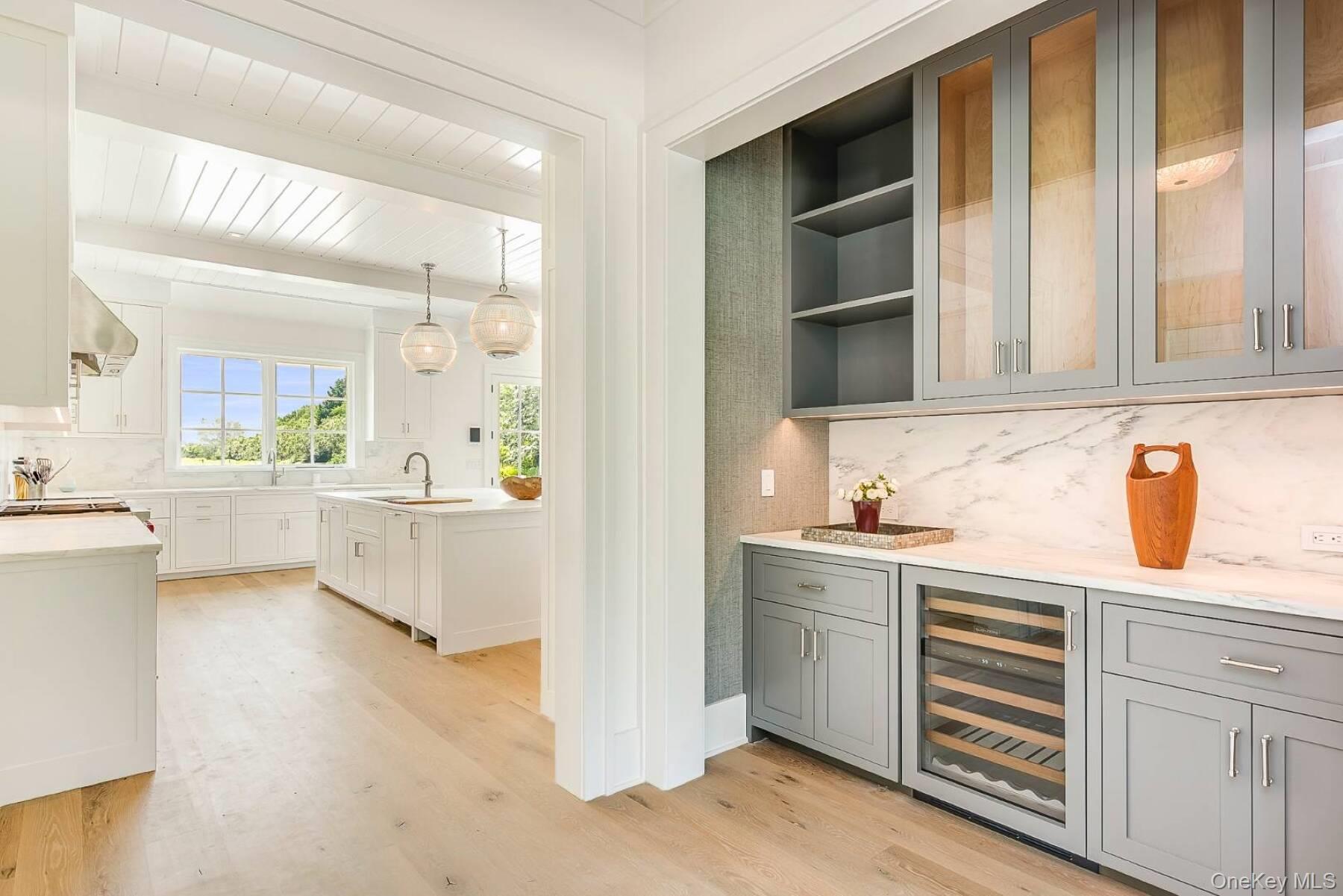 #13 photo, 571 Pauls Lane, Bridgehampton , NY 11932