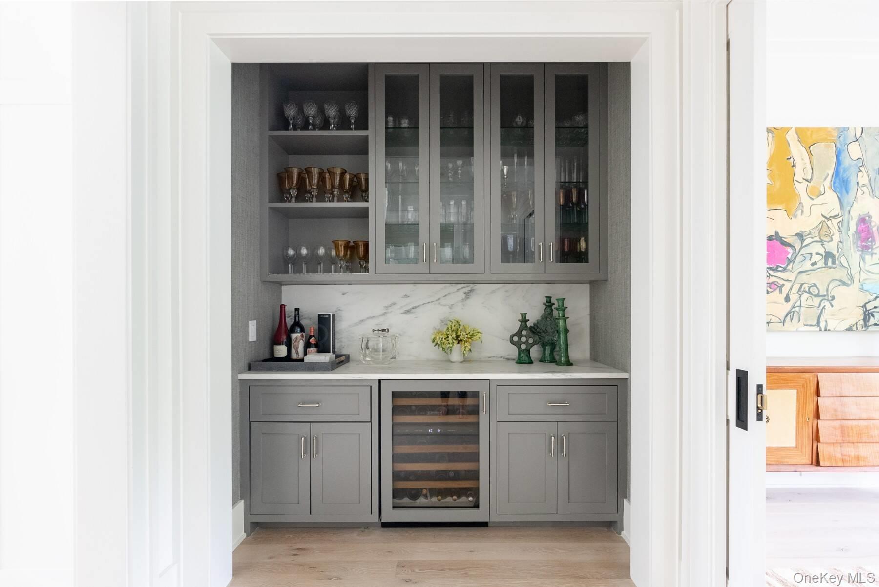 #14 photo, 571 Pauls Lane, Bridgehampton , NY 11932