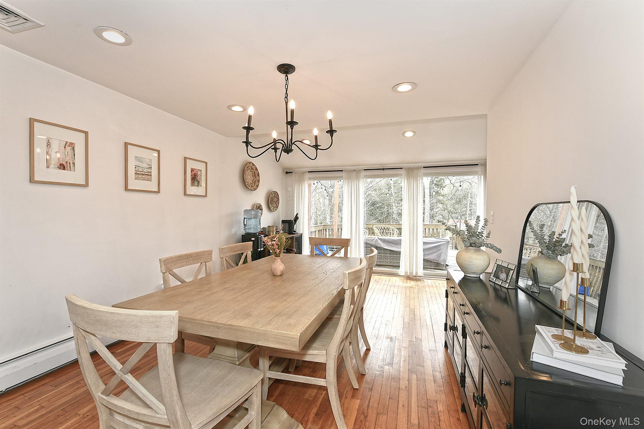 #10 photo, 8 Sherwood Drive, Huntington , NY 11743