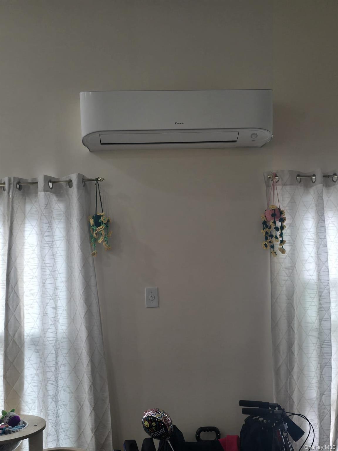 #12 photo, 10156 107th Street, कुईंस Ozone Park , NY 11416