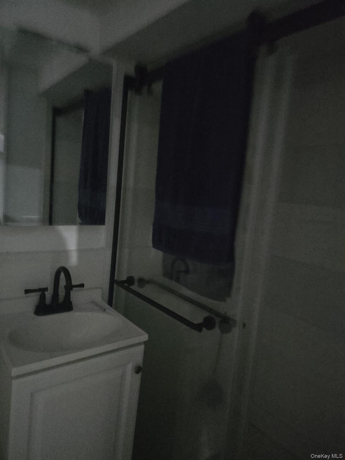 #20 photo, 10156 107th Street, कुईंस Ozone Park , NY 11416