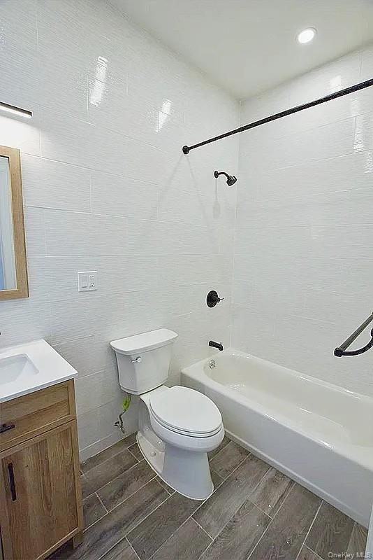 #13 photo, 39-31 47th Avenue, Куинс ‖ Sunnyside , NY 11104