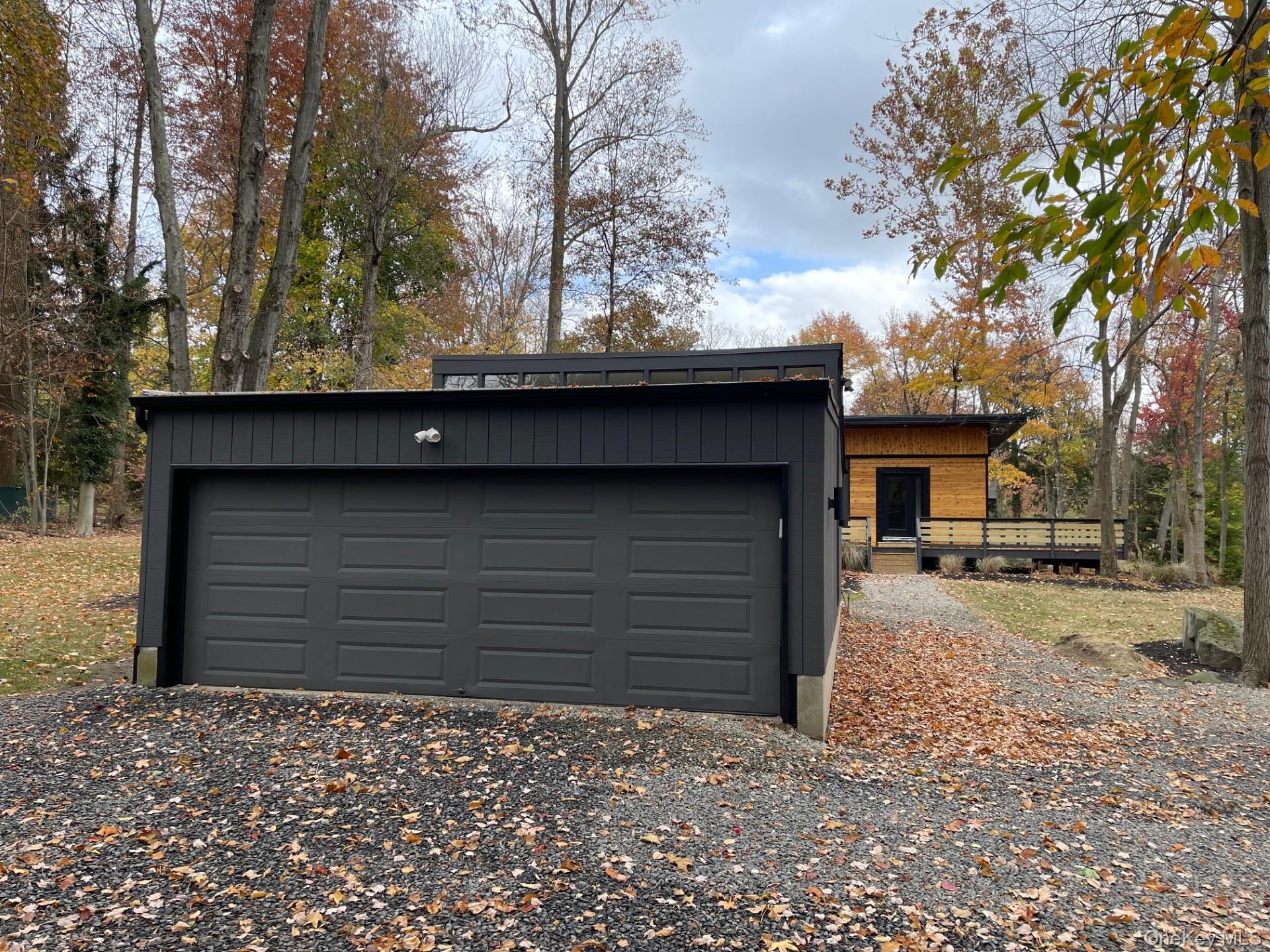 #16 photo, 6 Indian Hill Lane, Palisades , NY 10964