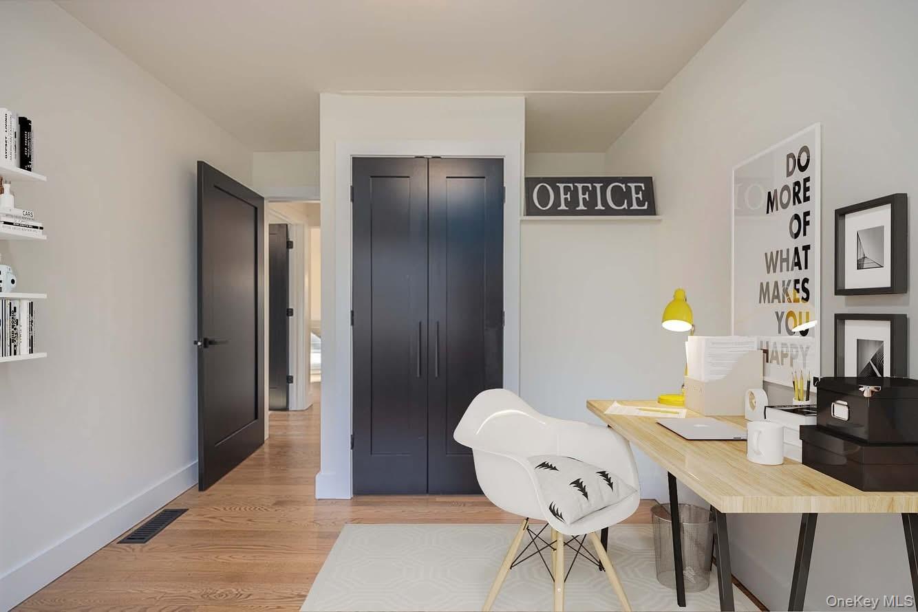 #8 photo, 6 Indian Hill Lane, Palisades , NY 10964