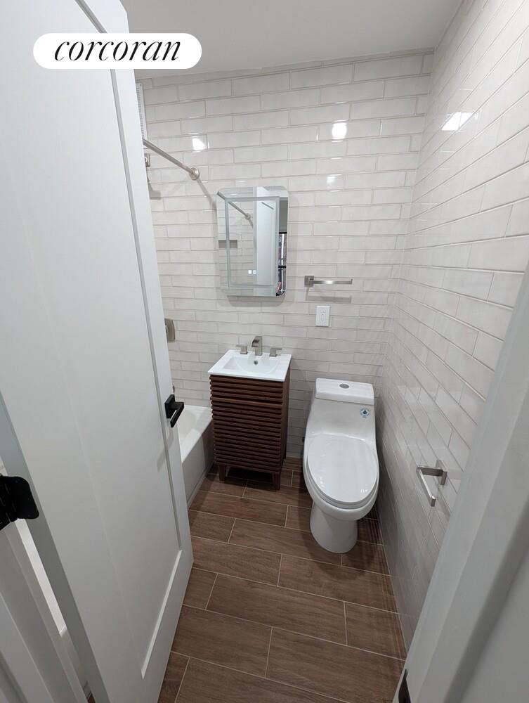 #4 photo, 113 W 15TH Street, Манхэттен ‖ Chelsea , NY 10011