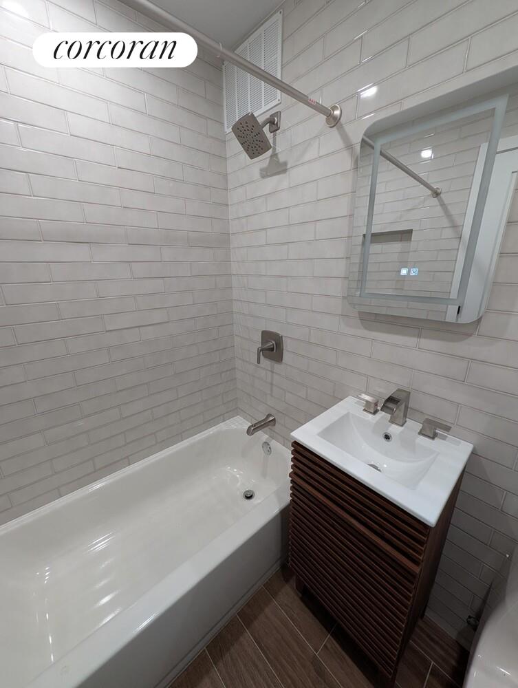 #5 photo, 113 W 15TH Street, Манхэттен ‖ Chelsea , NY 10011