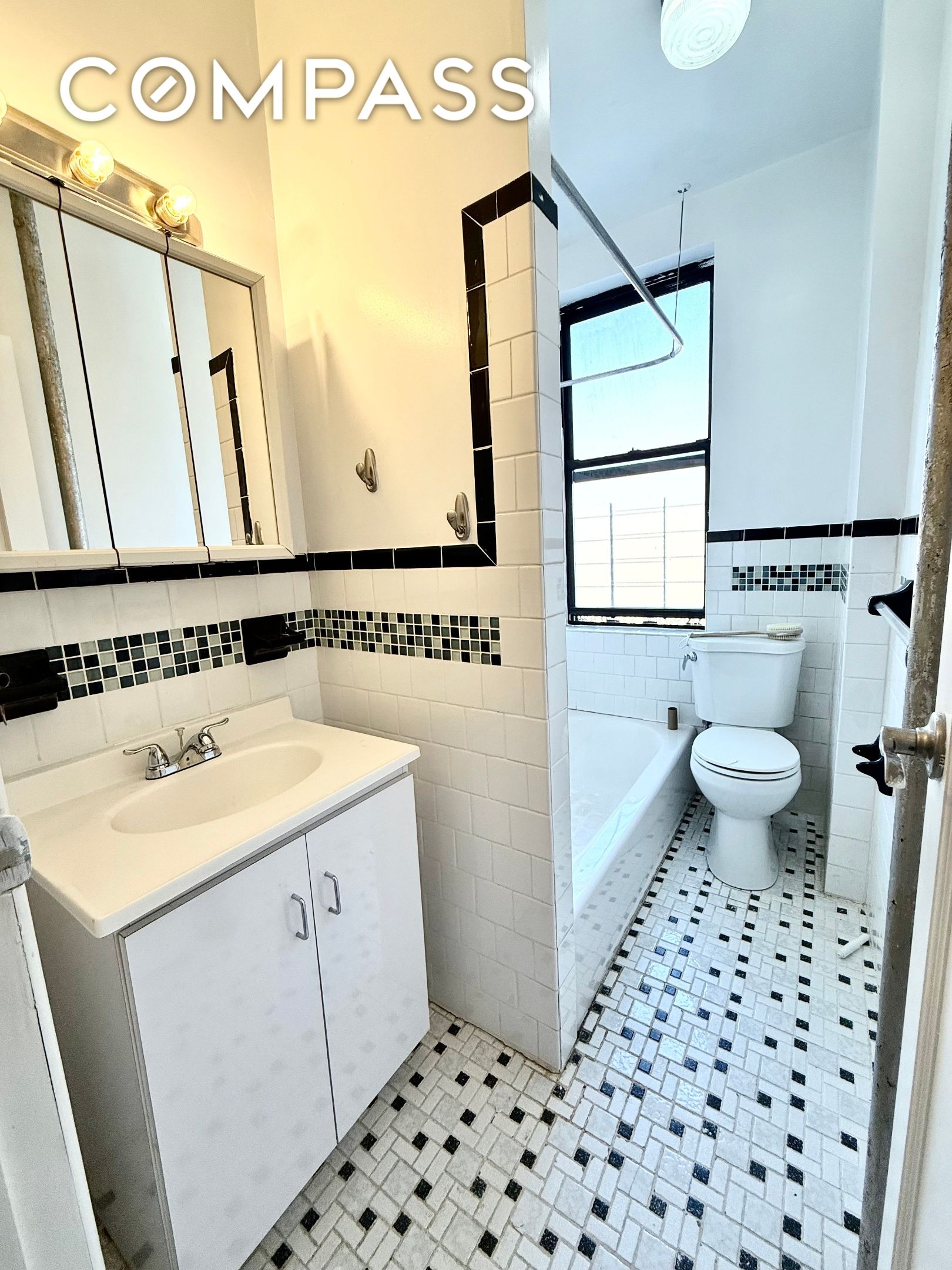 #6 photo, New York City, मैनहटन Inwood , NY 10034