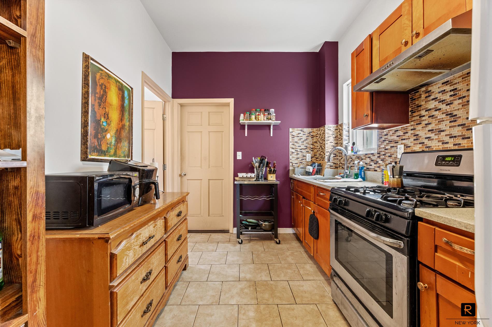 #10 photo, 23-53 37th Street, Astoria , NY 11105