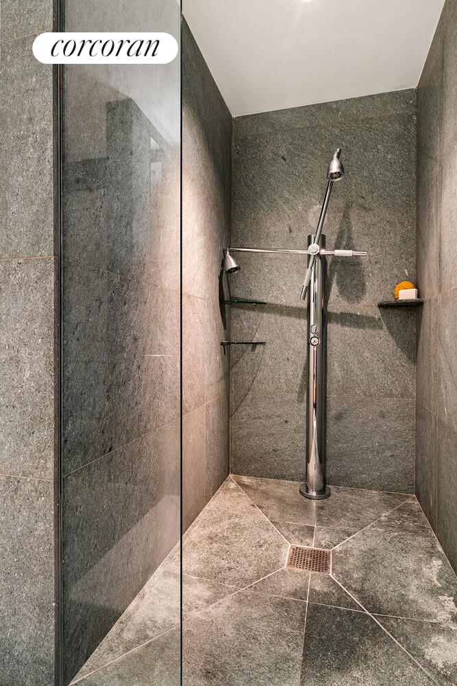 #16 photo, 15 UNION Square W, 曼哈頓 Flatiron , NY 10003