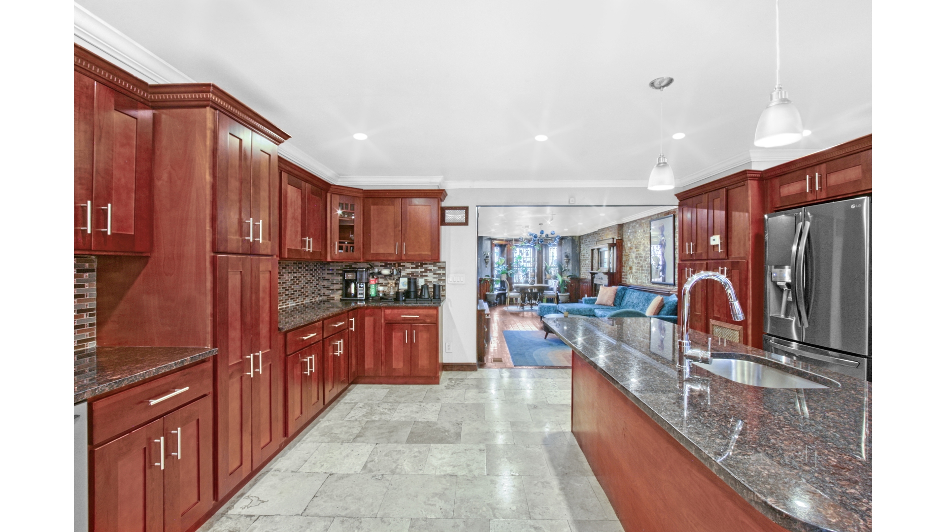 #13 photo, 916 PUTNAM Avenue, Бруклин ‖ Stuyvesant Heights , NY 11221