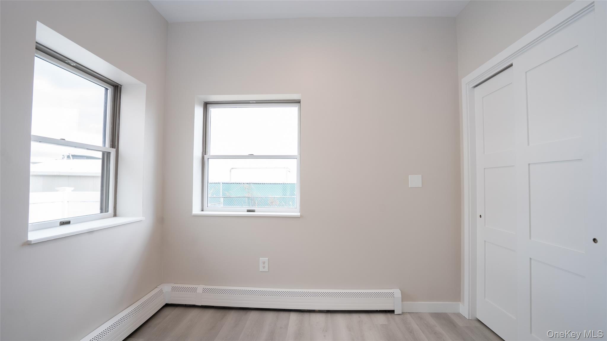 #17 photo, 4001 Broadway, Island Park , NY 11558