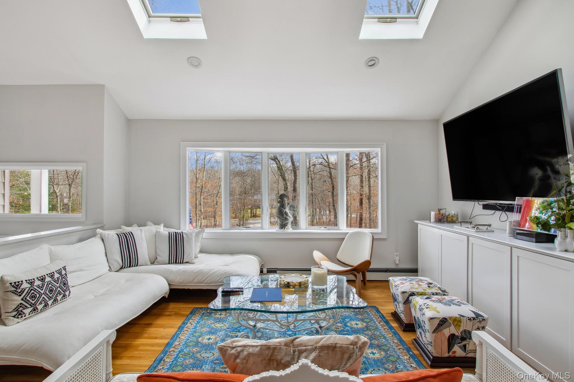 #5 photo, 30 Squires Boulevard, Hampton Bays , NY 11946