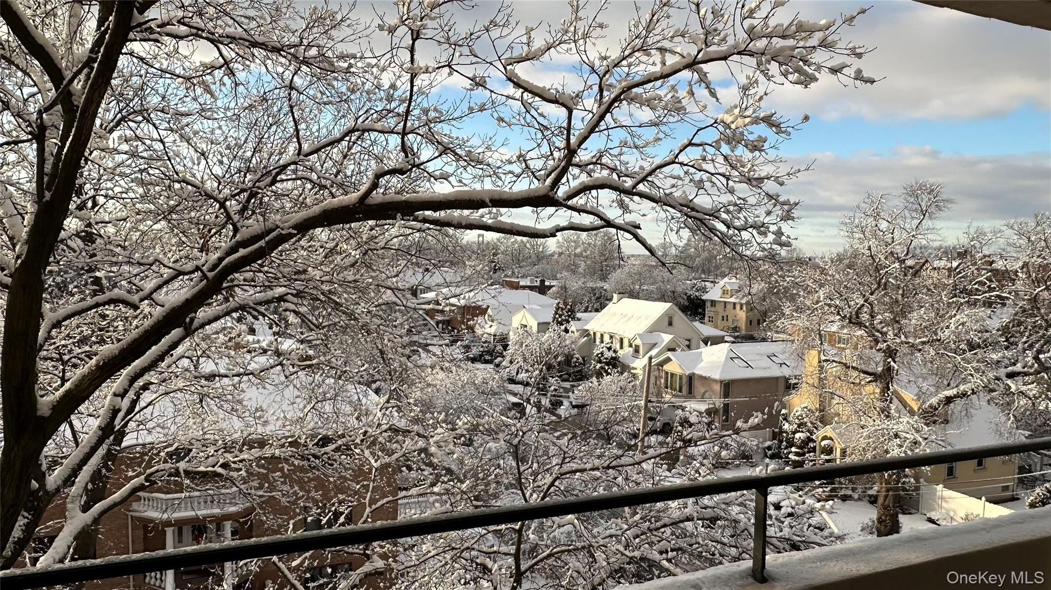 #18 photo, 9-05 162 Street, كوينز Beechhurst , NY 11357