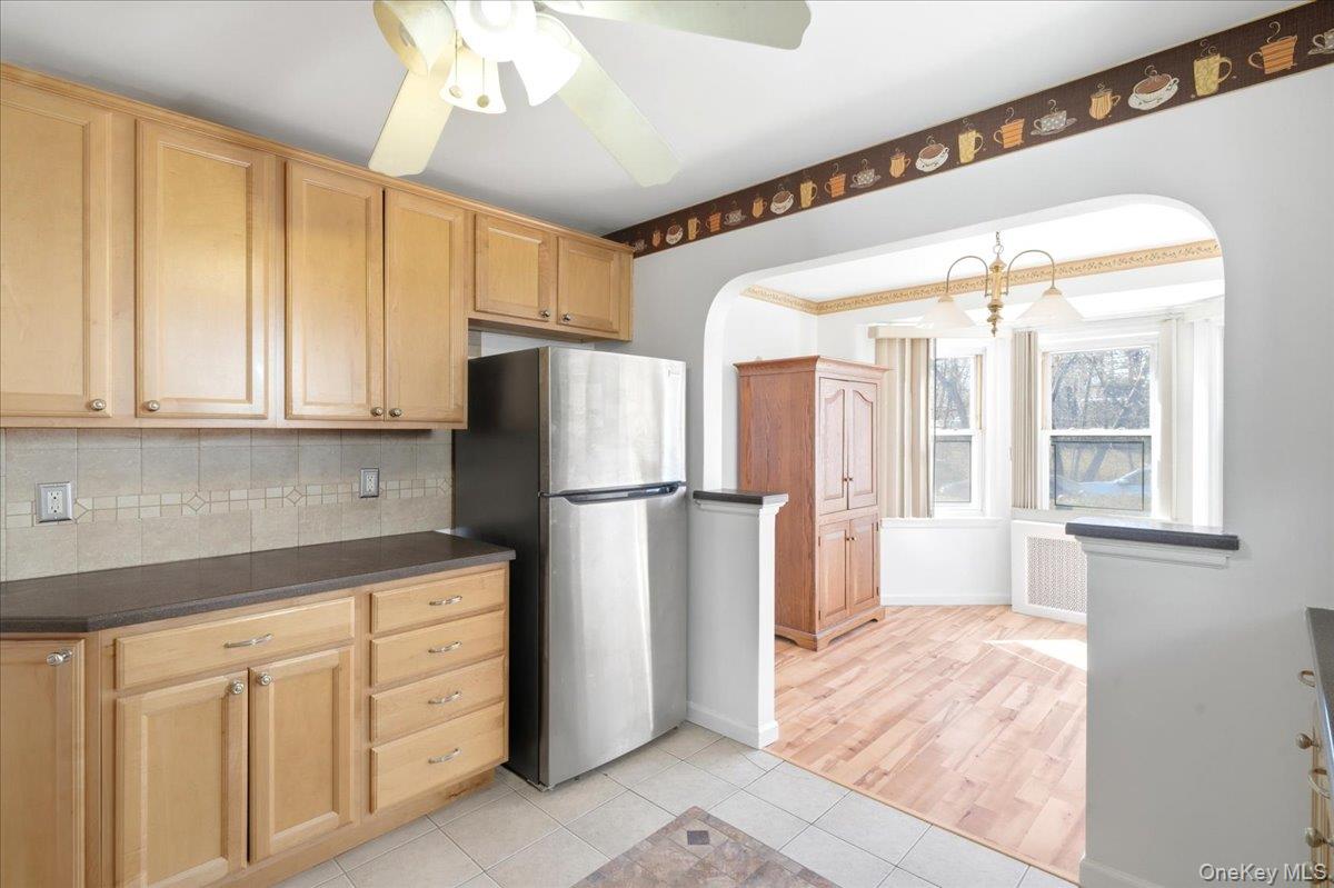 #9 photo, 115-11 Parkway Drive, מחוז נסאו Elmont , NY 11003