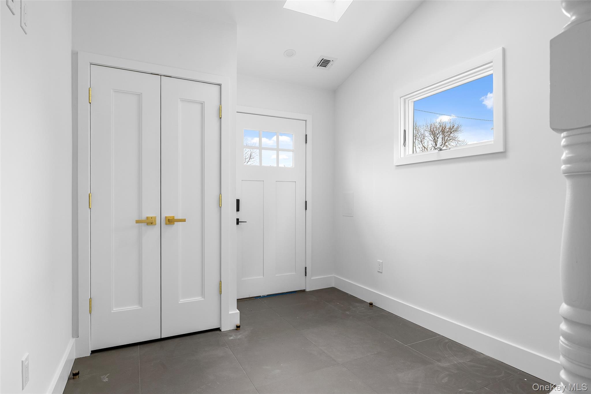 #11 photo, 36 Kildare Road, Island Park , NY 11558