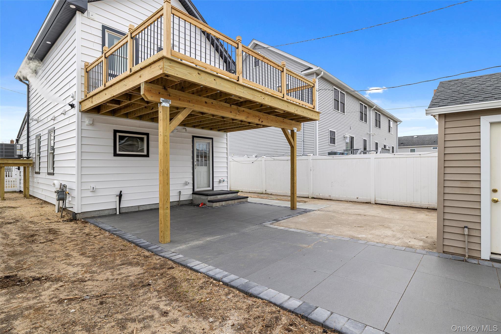 #9 photo, 36 Kildare Road, Island Park , NY 11558