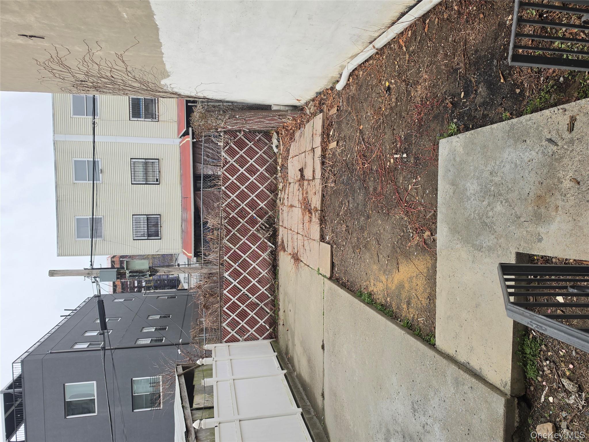 #10 photo, 108 Bradford, Brooklyn , NY 11207