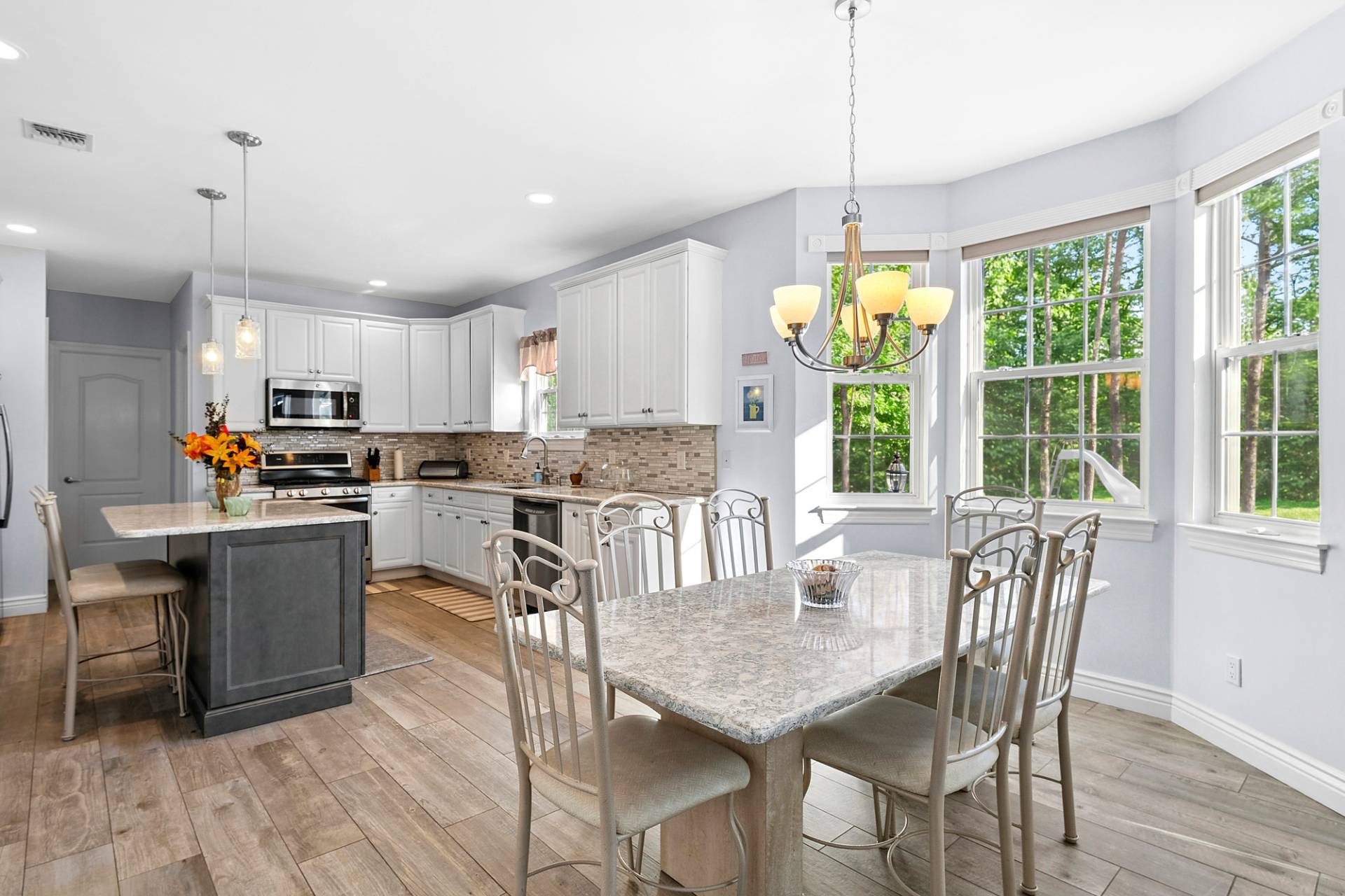 #6 photo, 133 Malloy Drive, सफ़ोक काउंटी East Quogue , NY 11942