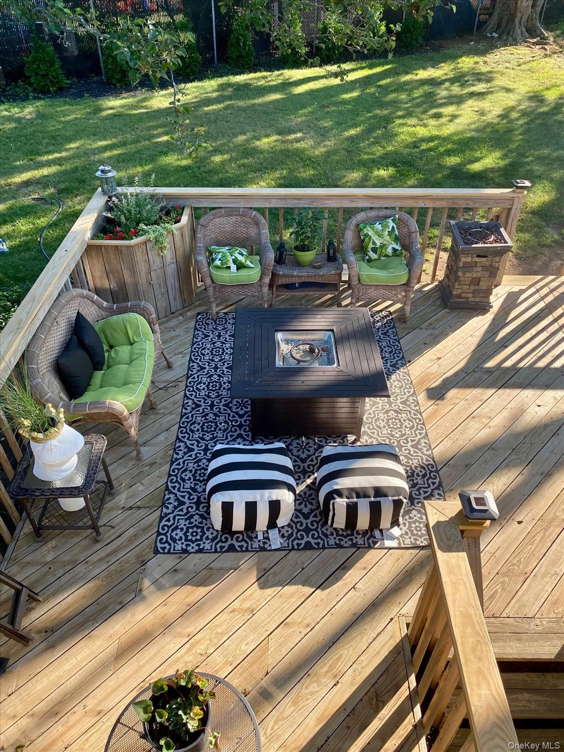 #19 photo, 29 Fox Court, Hicksville , NY 11801