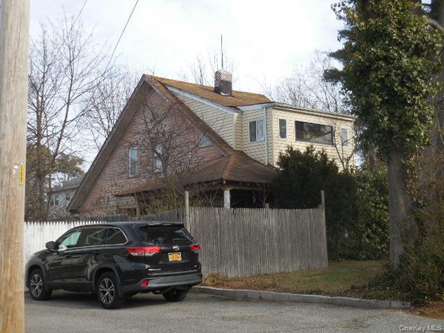 #8 photo, 20 Washington Avenue, Brentwood , NY 11717