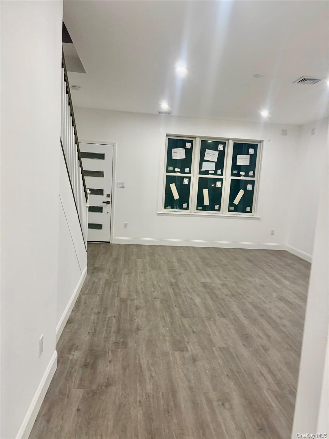 #8 photo, 15 Potamac St., Yonkers , NY 10710