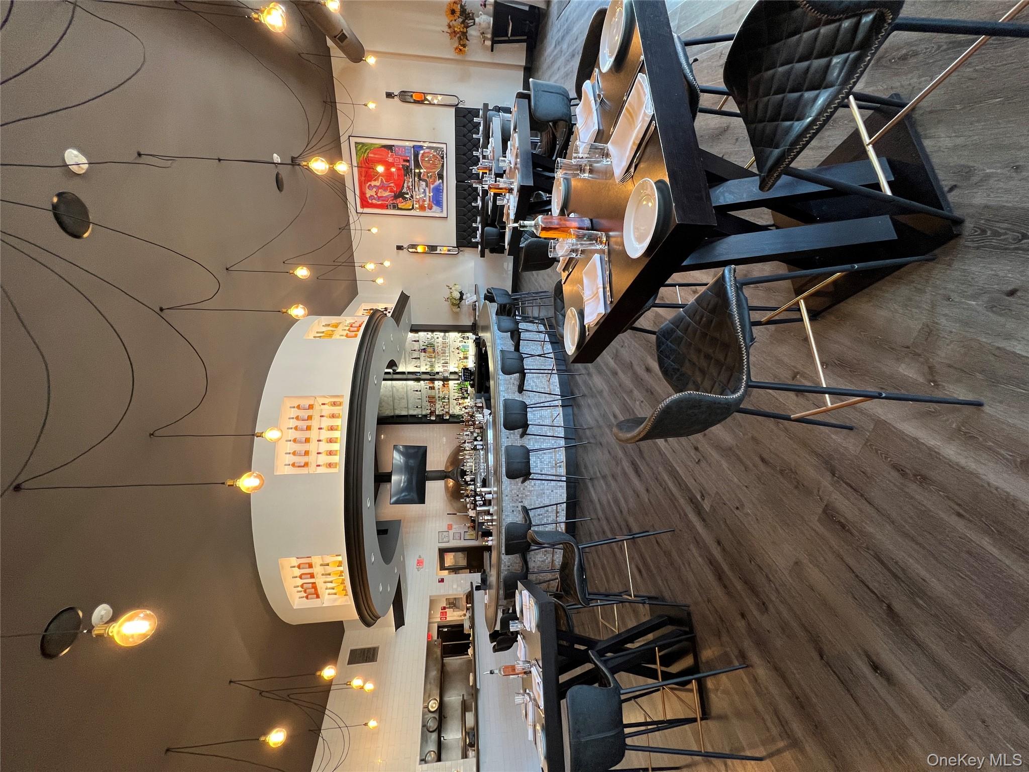 #11 photo, 1083 US Route 9, Fishkill , NY 12524