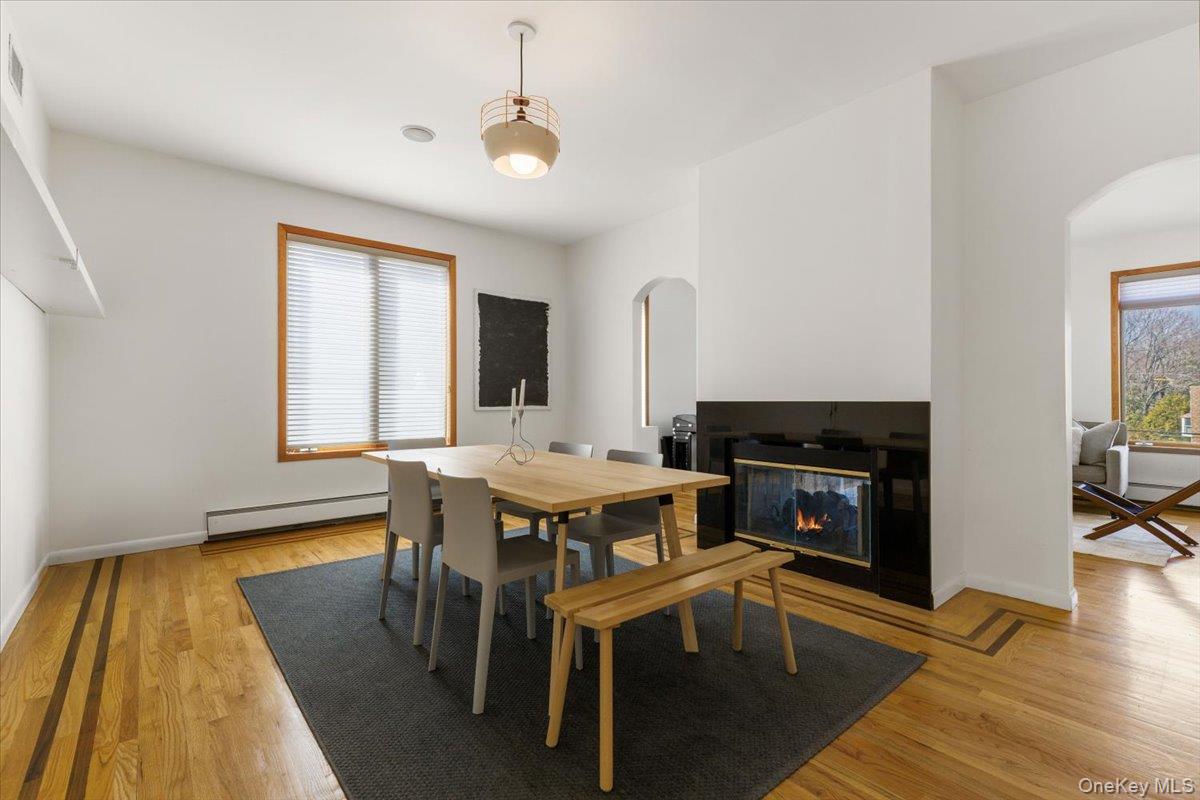 #7 photo, 174 Lawrence Avenue, Eastchester , NY 10709