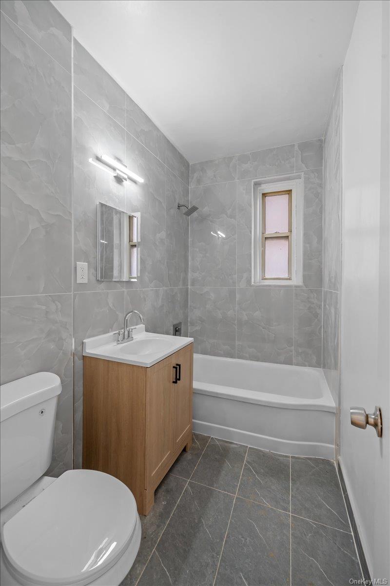 #8 photo, 3810 Greystone Avenue, Bronx , NY 10463