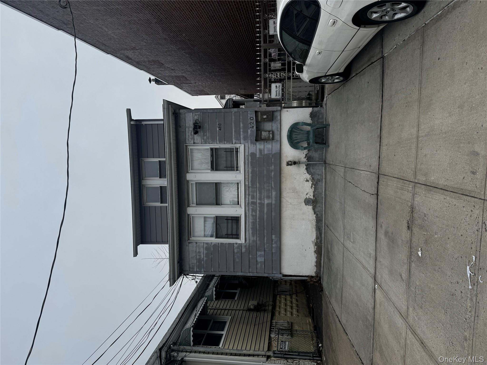 #1 photo, 420 Thieriot Avenue, 布朗士 Bronx , NY 10473