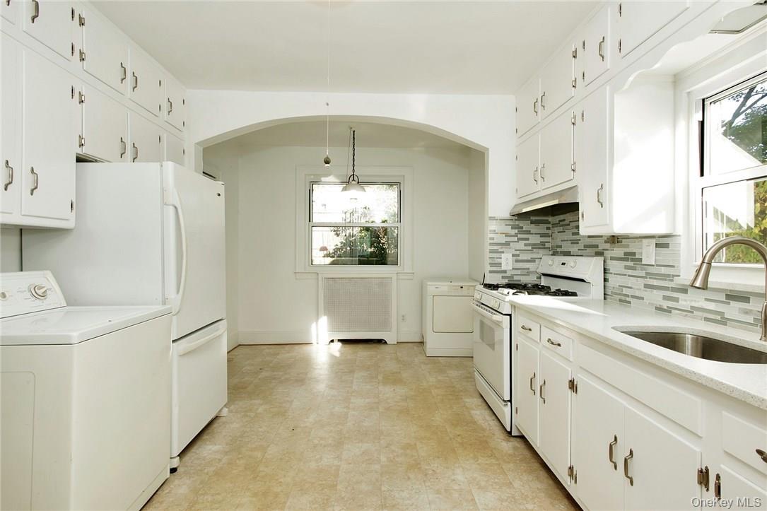 #3 photo, 14 Oakridge Place, Eastchester , NY 10709