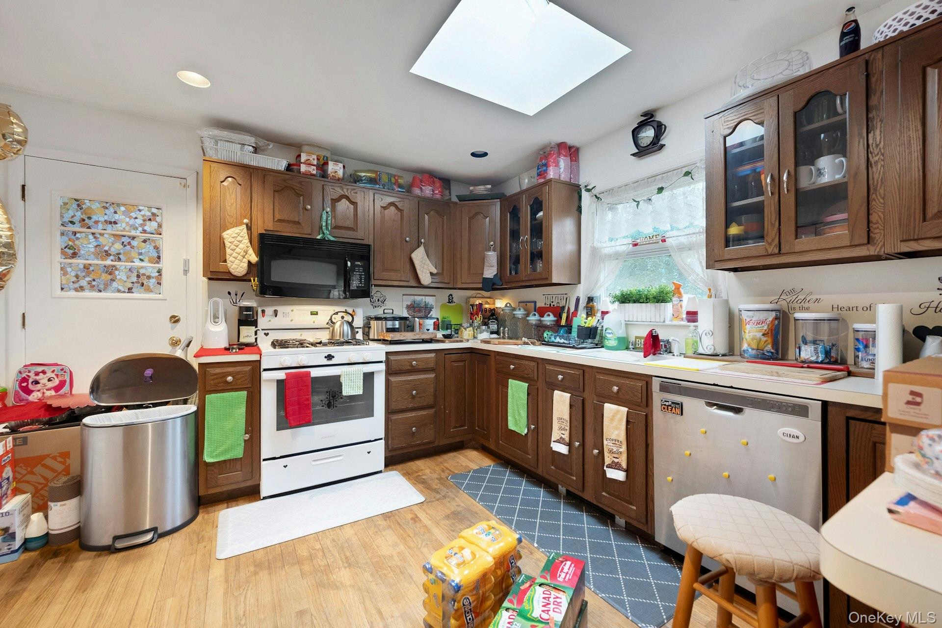 #6 photo, 260 5th Street, Mamaroneck , NY 10543