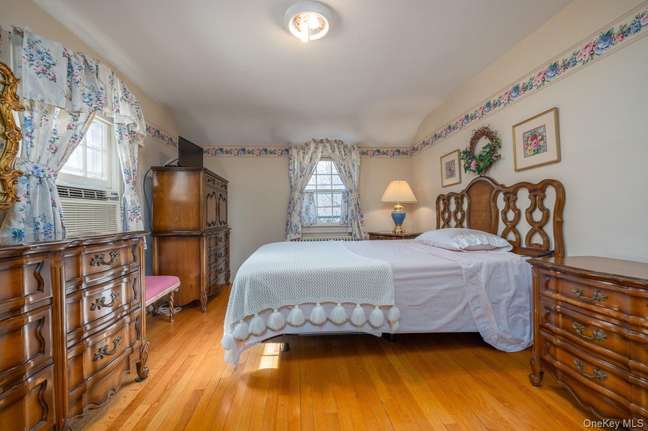 #13 photo, 16 and 16A Brook Street, Suffern , NY 10901