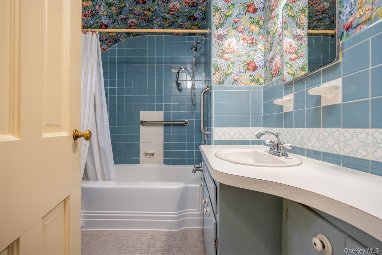 #16 photo, 16 and 16A Brook Street, Suffern , NY 10901